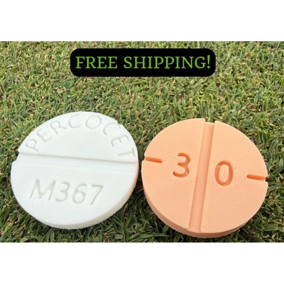 The Unbranded Brand Other - Novelty "Caddy Addy" & "Par-cocet" - Poker Chip Golf Ball Markers | Two Pack!